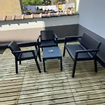 Midi Cozy Apartment